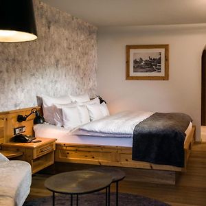 Standard Plus King Room
